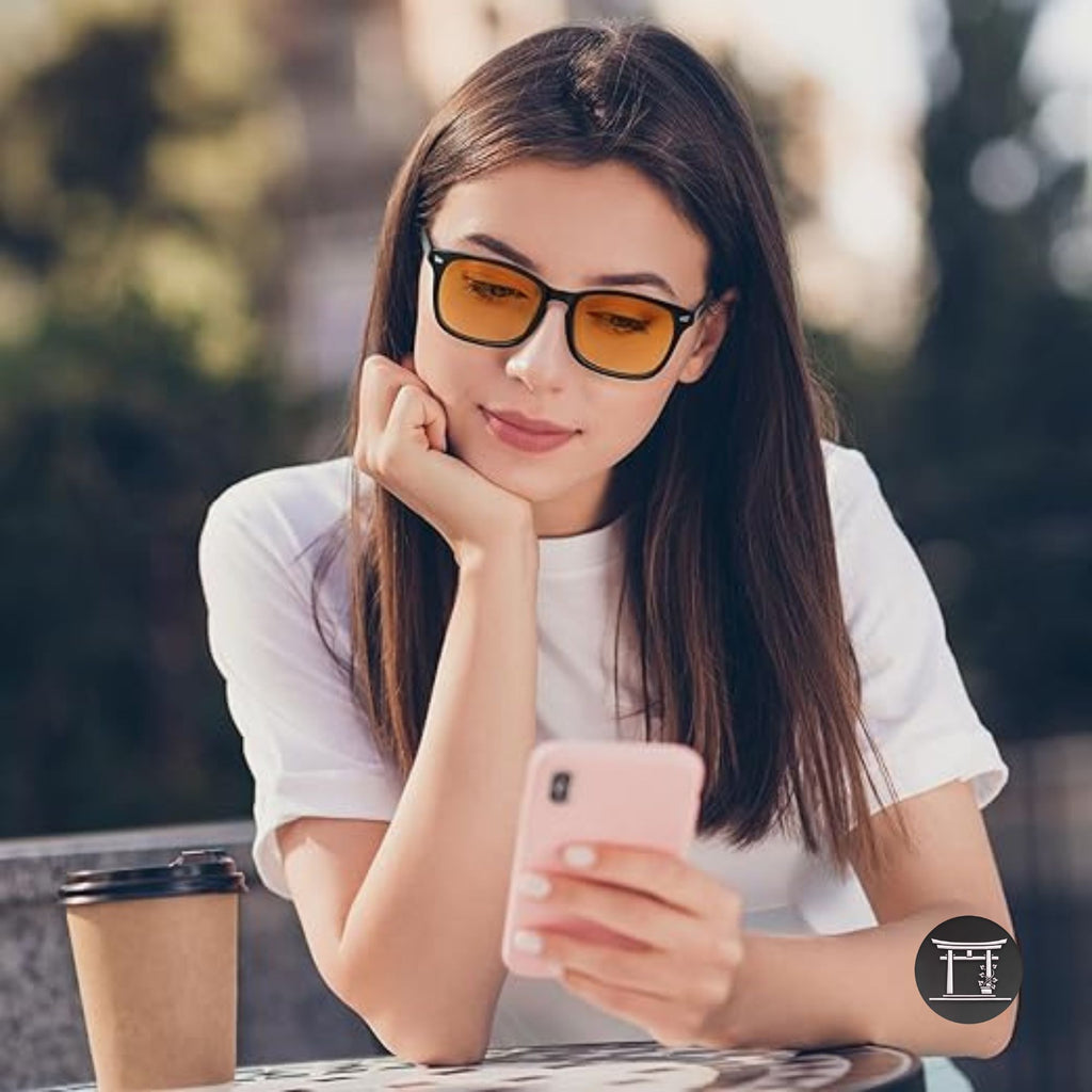 Ulleres amb filtre de llum blava/ Gafas con filtro de luz azul